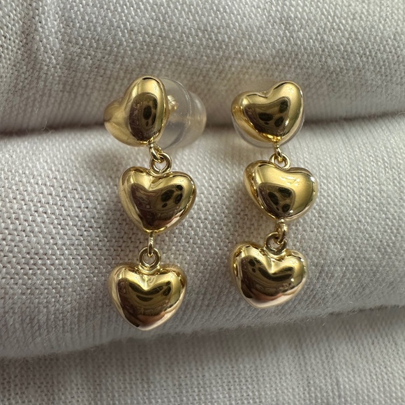 Jewelry - K18 Yellow Gold Dangling Hearts Earrings